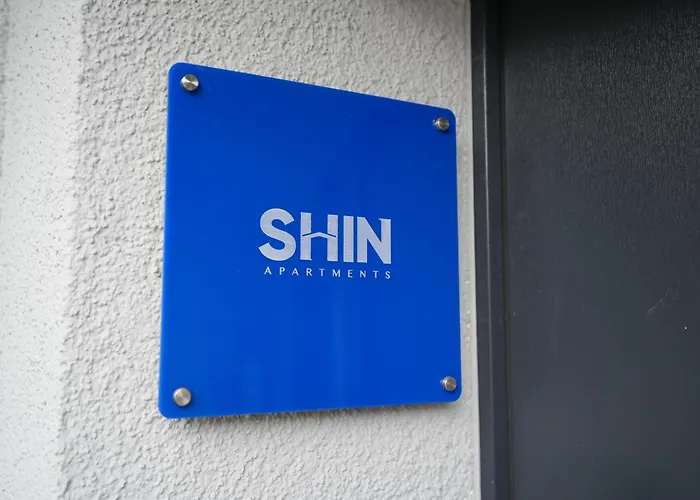 Shin *
